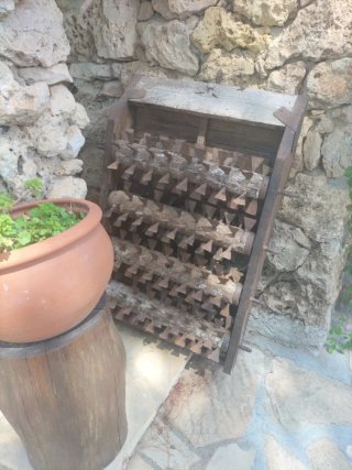 Anclas decorativas antiguas