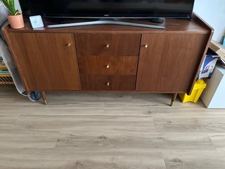 Mueble aparador estilo mid century