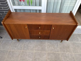 Mueble aparador estilo mid century