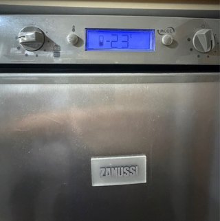Frigorífico Combi Zanussi ZRB934NX