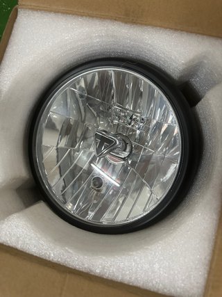 Faro Triumph Street Twin Cup bonneville 900