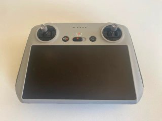 Dron DJI Mavic 3 Classic + 3 Baterías