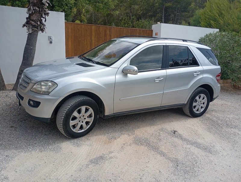 Mercedes-Benz Clase M 2006 - foto 1