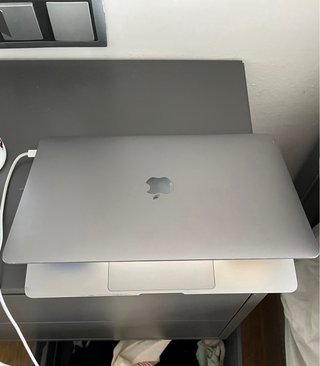 MacBook Air 13 2020 Intel i3 8GB