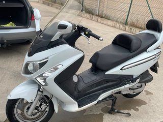 SYM GTS 125 EVO Maxi Scooter