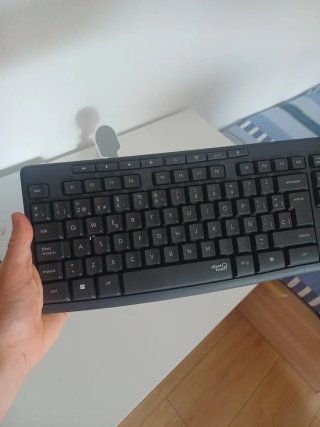Teclado y Ratón Inalámbricos Logitech