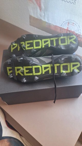 Botas de fútbol Adidas Predator Talla 44