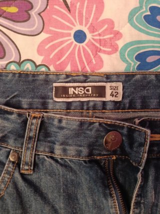 Pantalones vaqueros cortos. Inside (Talla 42)