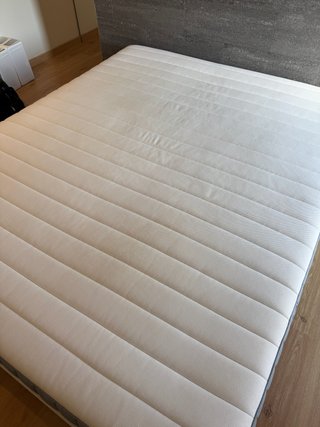 Cama IKEA VEVELSTAD 160x200 + Colchón