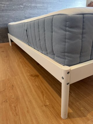 Cama IKEA VEVELSTAD 160x200 + Colchón
