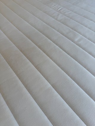 Cama IKEA VEVELSTAD 160x200 + Colchón