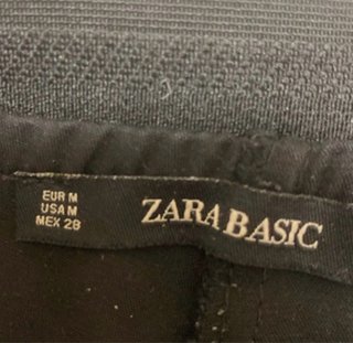 Pantalón Zara Negro Talla M con Raya Lateral