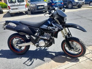 Suzuki DRZ 400 SM Supermotard Negra