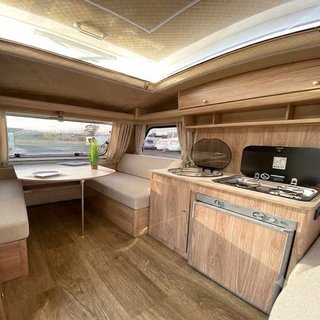 Caravana Bambina N126D Monocasco Fibra 750kg