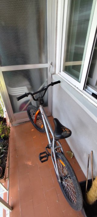Bmx Naranja - Falta Freno Delantero