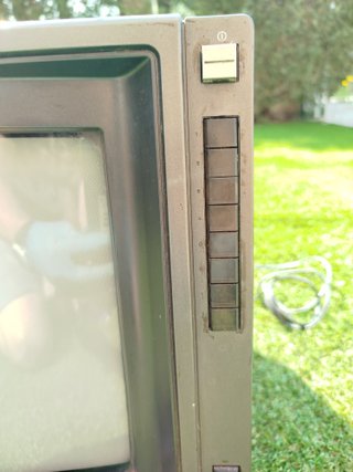 TV Sony Trinitron 14 Negra