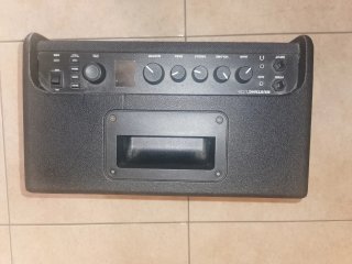 Guitarra Godin con muy poco uso, con Funda y ampli