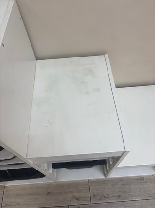 Mueble de almacenamiento blanco y negro