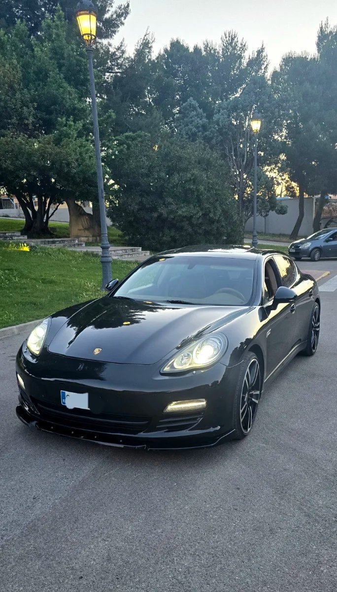 Porsche Panamera 2012 - foto 1