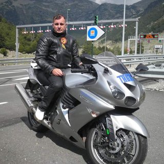 Moto Deportiva Kawasaki Plata