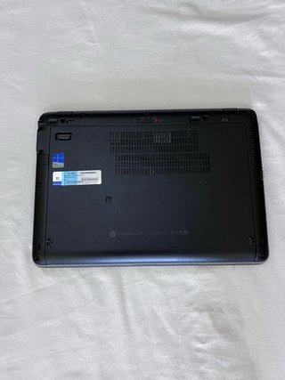 HP EliteBook 840 i5 + Cargador