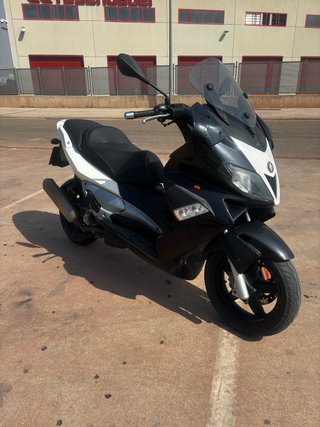 Gilera Nexus 250 Maxi Scooter