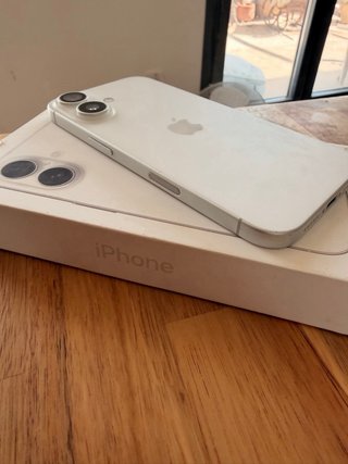 iPhone 16 128 GB