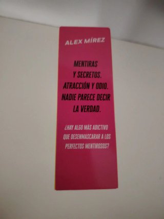 Estuche Perfectos Mentirosos