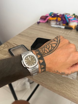 Reloj SKMEI estilo Nautilus Plata