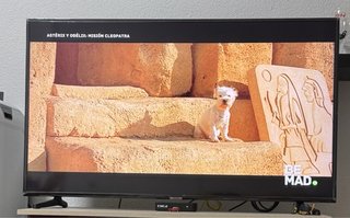Televisor Samsung de 50 pulgadas, modelo UE50RU702