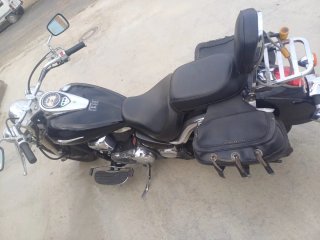 Kawasaki Vulcan Cruiser Negra