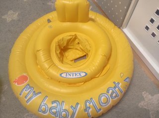 Lote de 5 artículos para piscina.