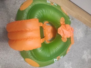 Lote de 5 artículos para piscina.