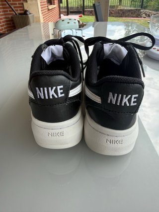 Zapatillas Nike Court Vision Alta negras