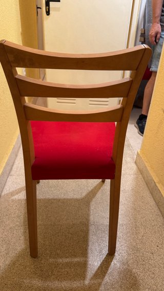 Sillas comedor madera y asiento rojo (4uds)