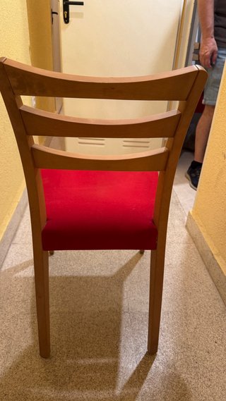 Sillas comedor madera y asiento rojo (4uds)