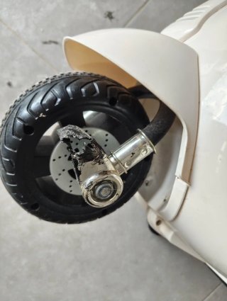 Vespa Scooter Infantil