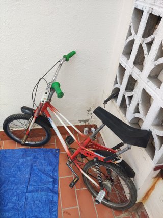 Bicicleta BMX Cross Roja