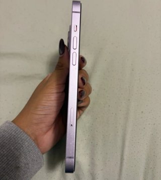 iPhone 14 Plus Morado