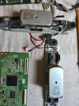 Despiece TV LCD Sony KDL-32V2000