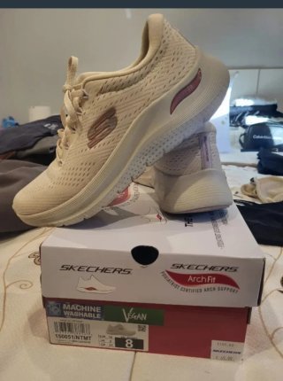 Zapatillas Skechers Arch Fit Beige Talla 38