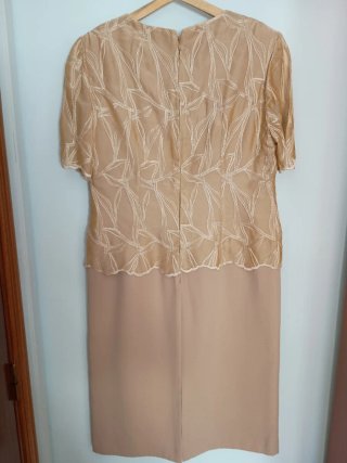 Vestido vintage para eventos.