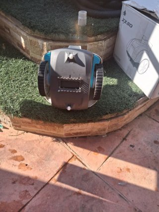 Robot Limpiafondos Intex ZX50