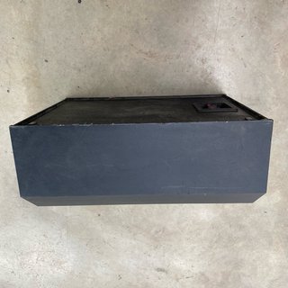 Caja KCS vacía para 15” y difusor de agudos