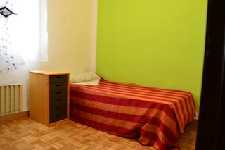 ALQUILO HABITACIÓN A MUJERES TRABAJADORAS.