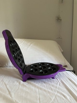 Máquina para hacer donuts morada