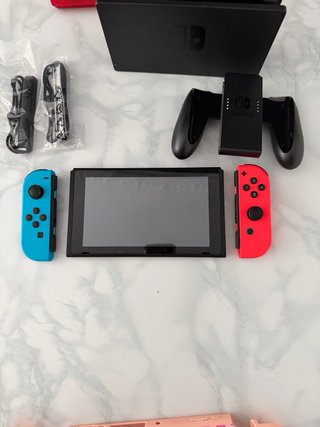 Nintendo Switch Completa Azul y Rojo