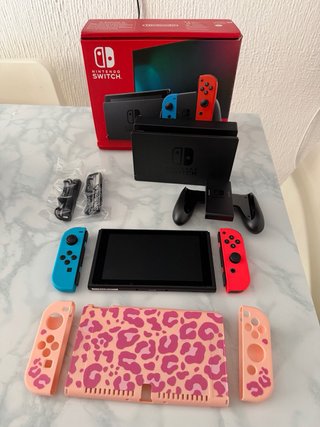 Nintendo Switch Completa Azul y Rojo