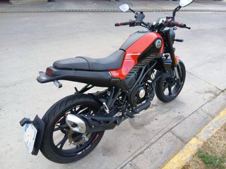 Benelli Leoncino 125 - Seguro hasta 9/7/27