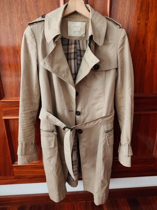 Gabardina Stradivarius Talla S